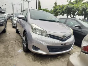 Toyota Yaris SE Hatchback 5dr 2014 Pink