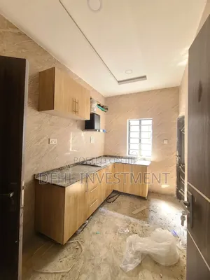 3bdrm Block of Flats in Avocado Smart And, Abijo for sale