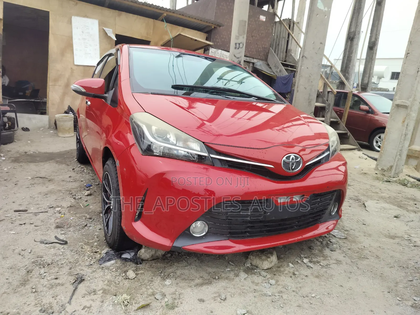 Toyota Yaris L Hatchback 3dr 2015 Red