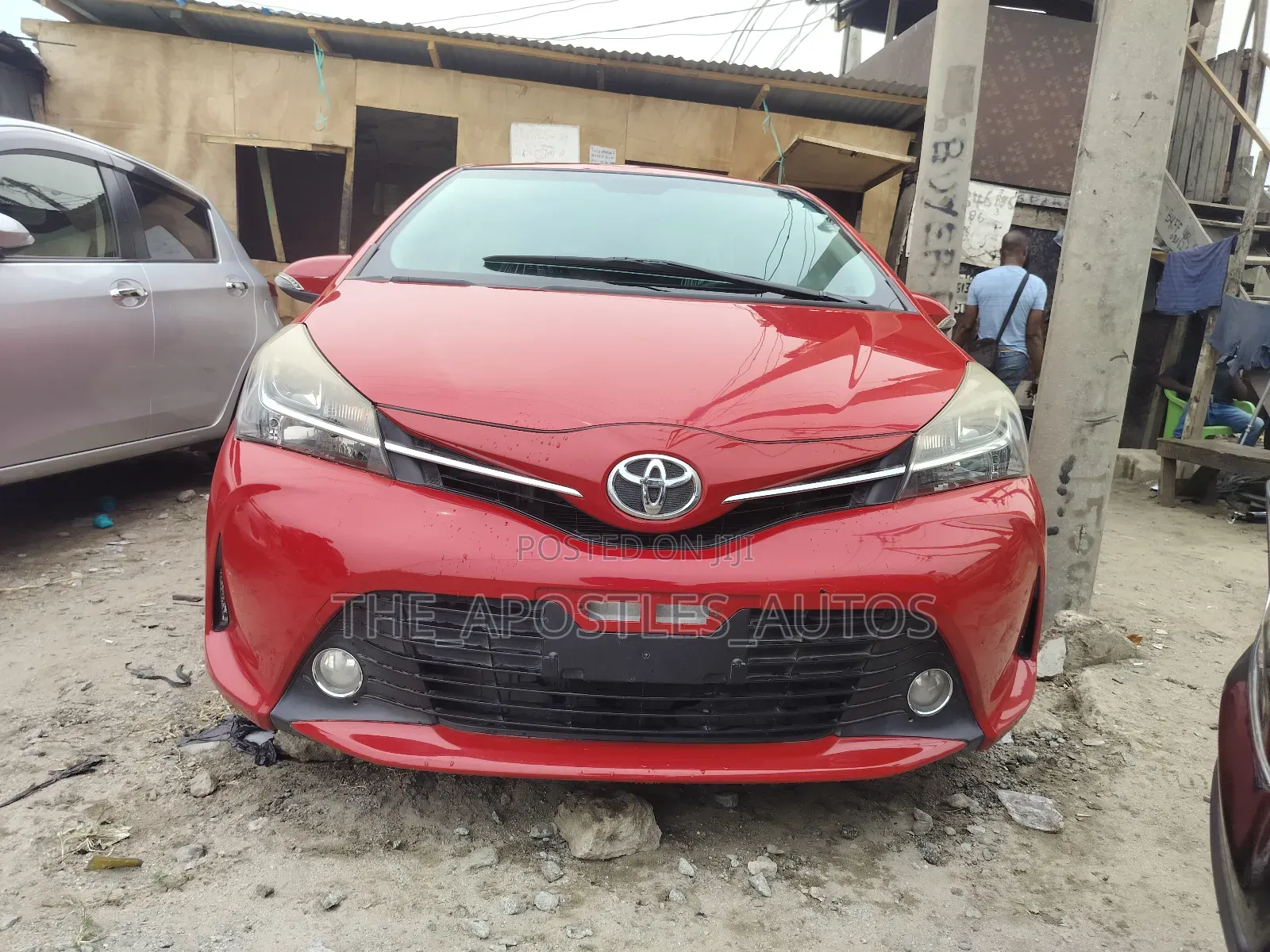 Toyota Yaris L Hatchback 3dr 2015 Red