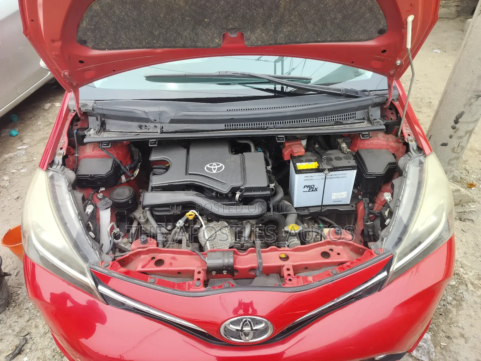Toyota Yaris L Hatchback 3dr 2015 Red