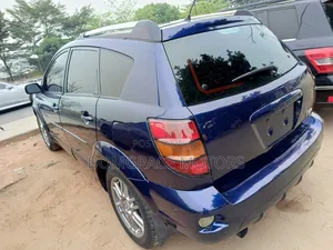 Photo - Pontiac Vibe 2005 Blue