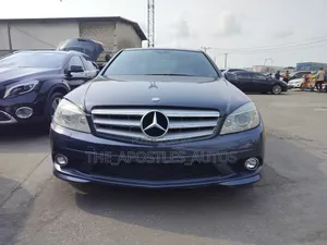 Mercedes-Benz C300 2011 Gray