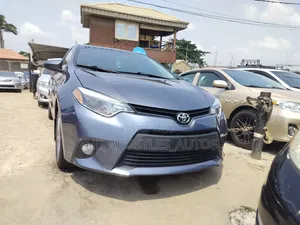 Toyota Corolla 2015 Gray