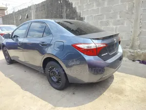 Toyota Corolla 2015 Gray
