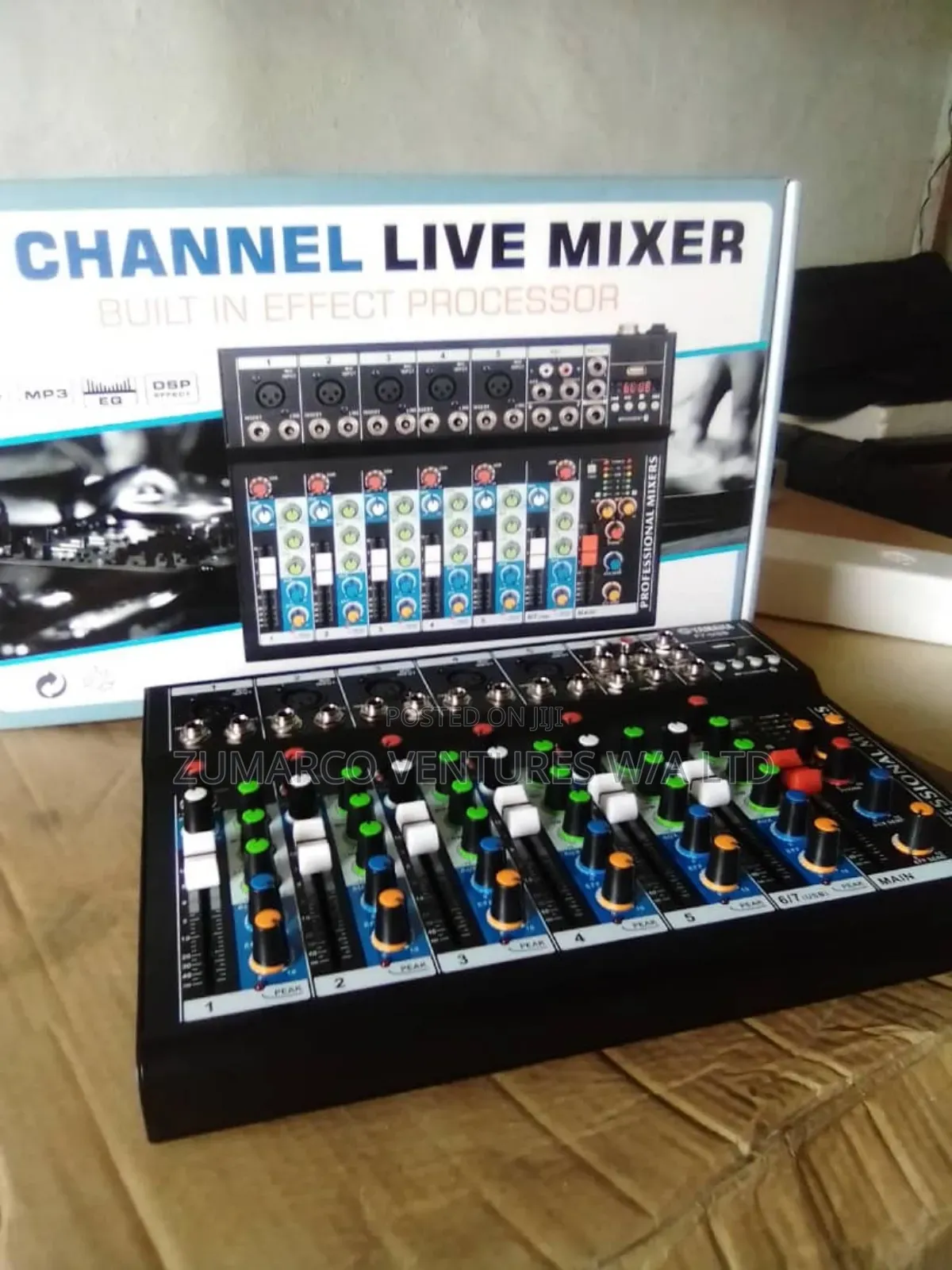 Live Music Mixer With Built-in Effect Processor