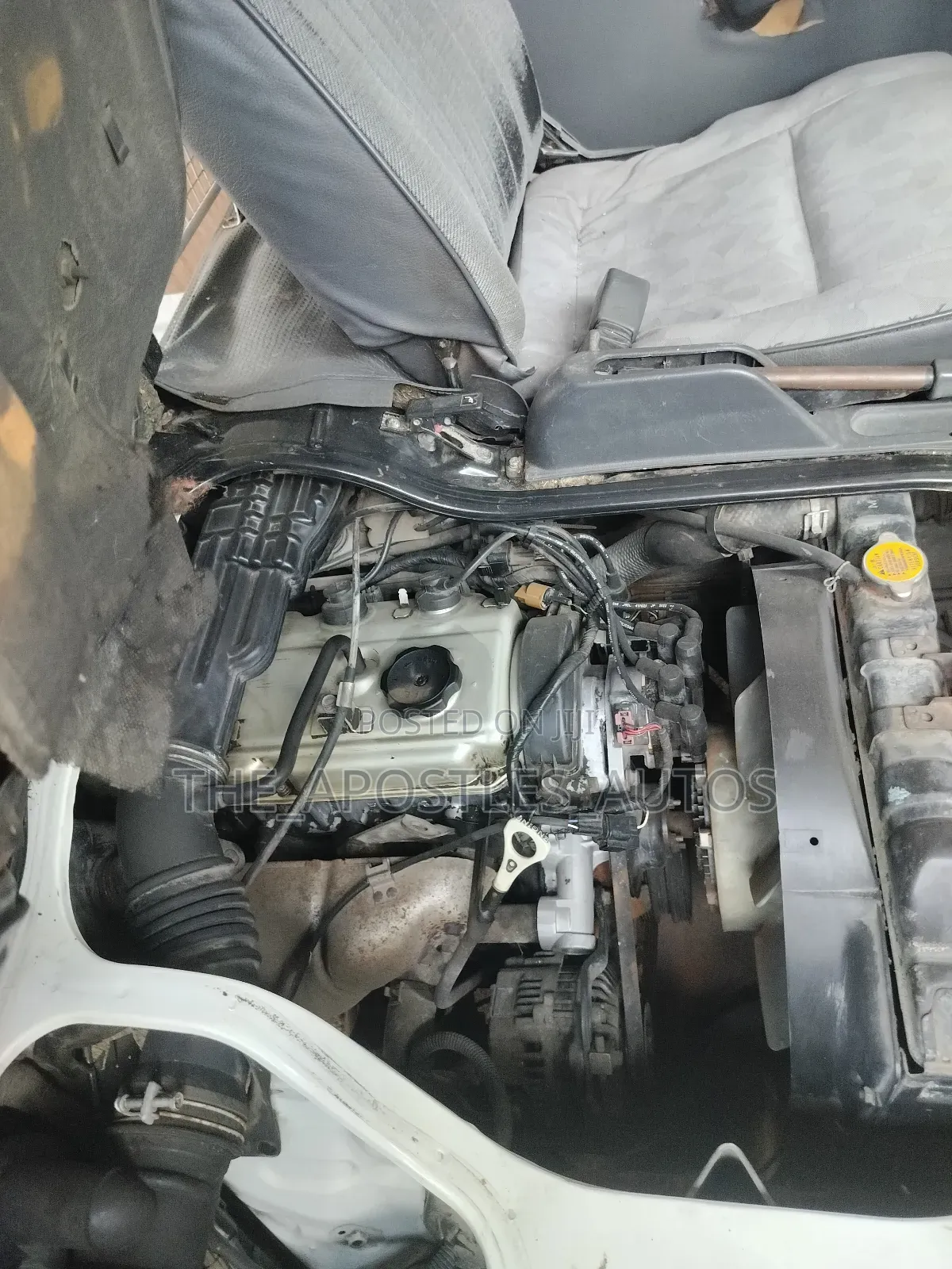 Mitsubishi L300 2007 White