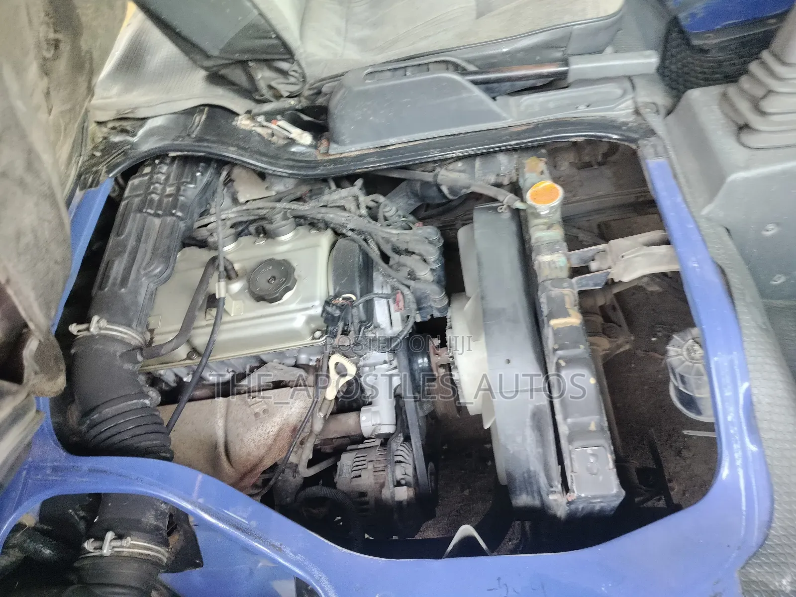 Mitsubishi L300 2005 Blue