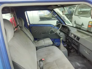 Mitsubishi L300 2008 Blue