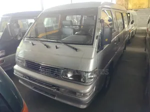 Mitsubishi Delica 2007 Grey