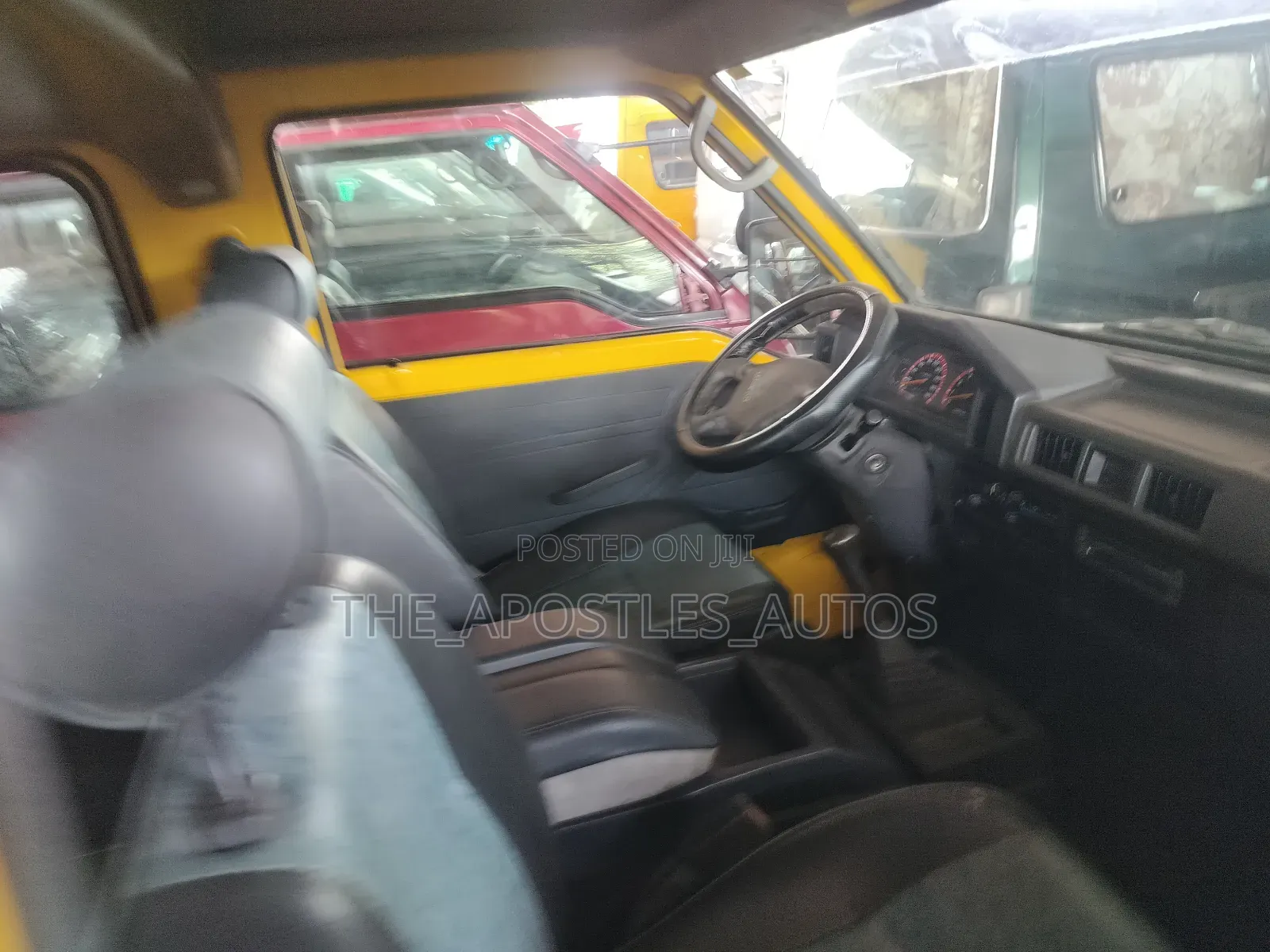 Mitsubishi Delica 2008 Yellow