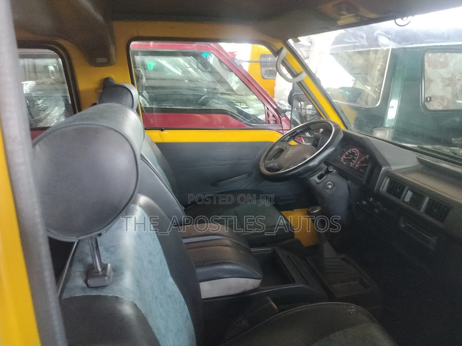 Mitsubishi Delica 2008 Yellow