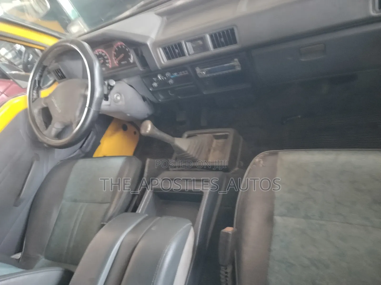 Mitsubishi Delica 2008 Yellow