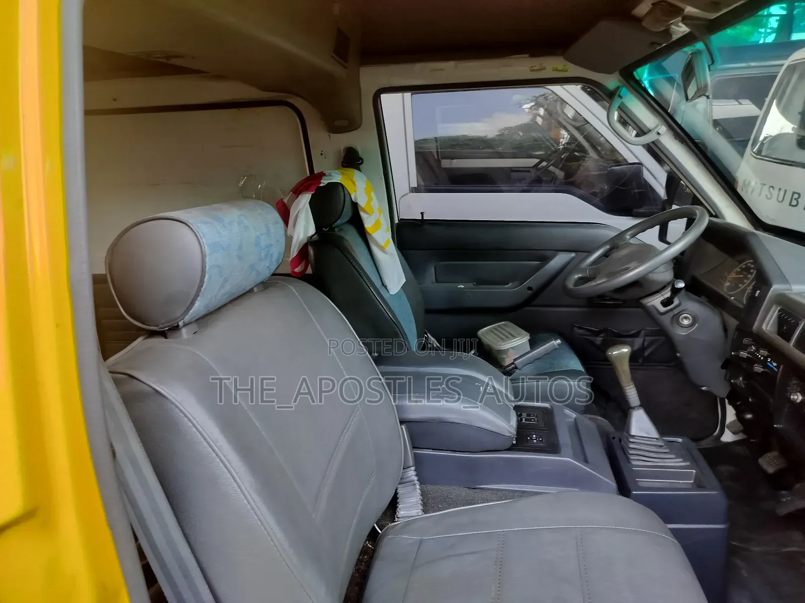 Mitsubishi Delica 2008 Yellow