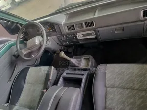 Mitsubishi Delica 2005 Green
