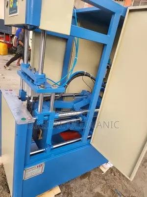 Tokunbo Pet Blowing Machine