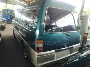 Mitsubishi Delica 2008 Green