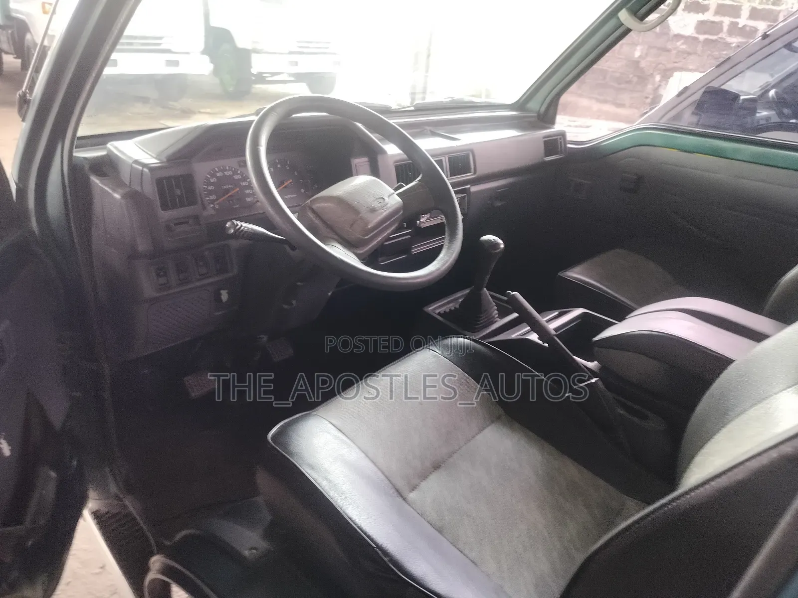Mitsubishi Delica 2010 Green