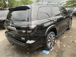 Toyota Sequoia 2015 Black