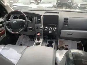 Toyota Sequoia 2015 Black