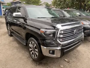 Toyota Sequoia 2015 Black