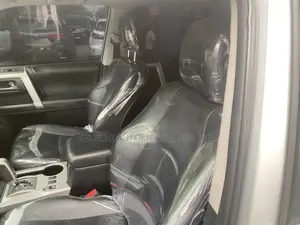 Toyota 4-Runner Limited 4X4 2013 Silver