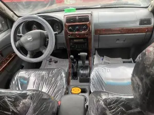 Nissan Xterra Automatic 2004 Gray