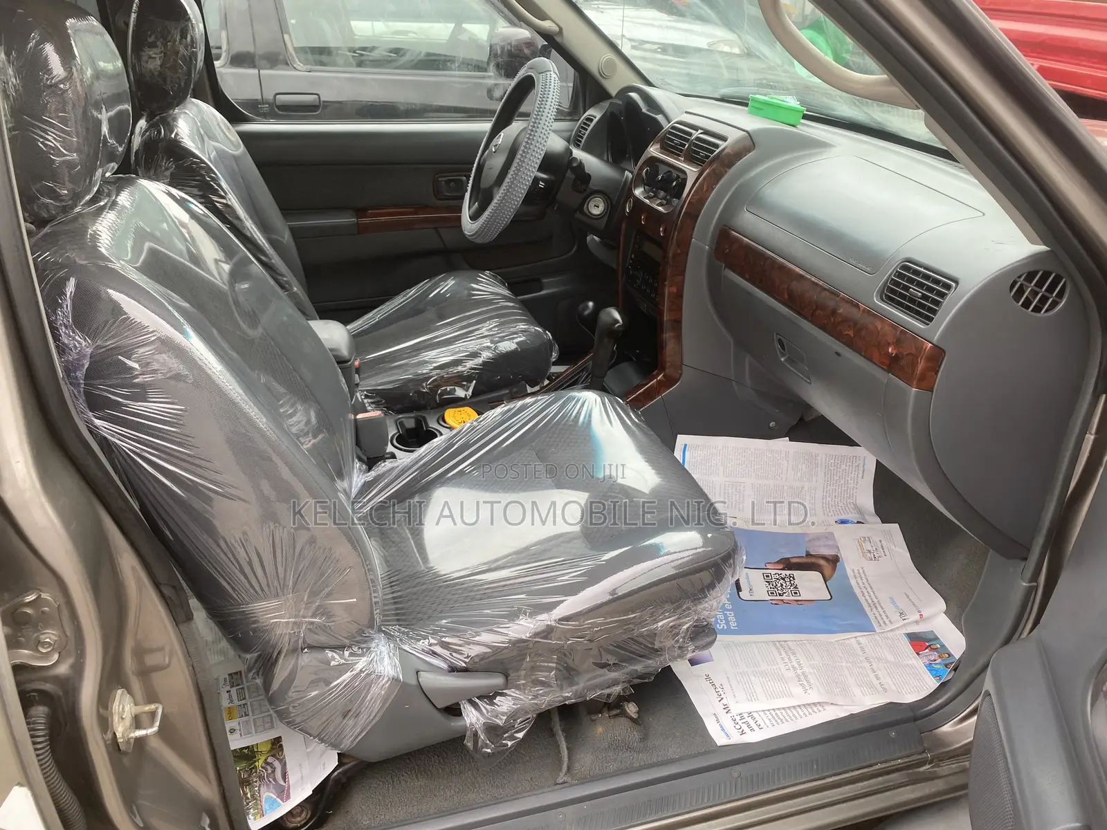 Nissan Xterra Automatic 2004 Gray