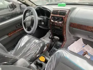 Nissan Xterra Automatic 2004 Gray