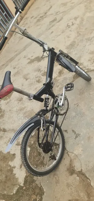 Supports Bicycle