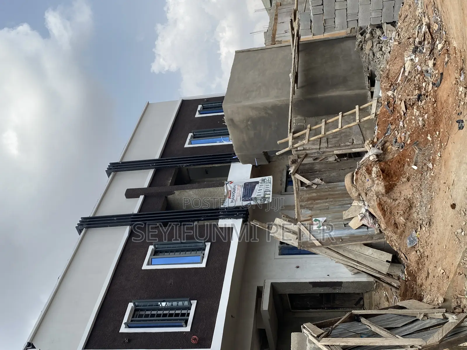 Furnished 3bdrm Duplex in Omole Phase 2 for sale