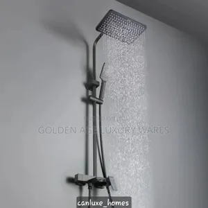 High Quality Shower Black