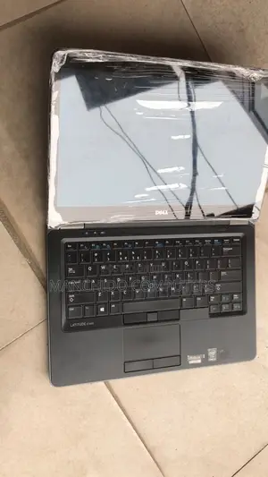 Laptop Dell Latitude 7440 8GB Intel Core I5 SSD 256GB