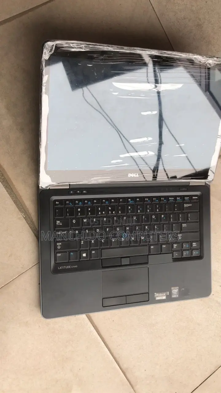 Laptop Dell Latitude 7440 8GB Intel Core I5 SSD 256GB
