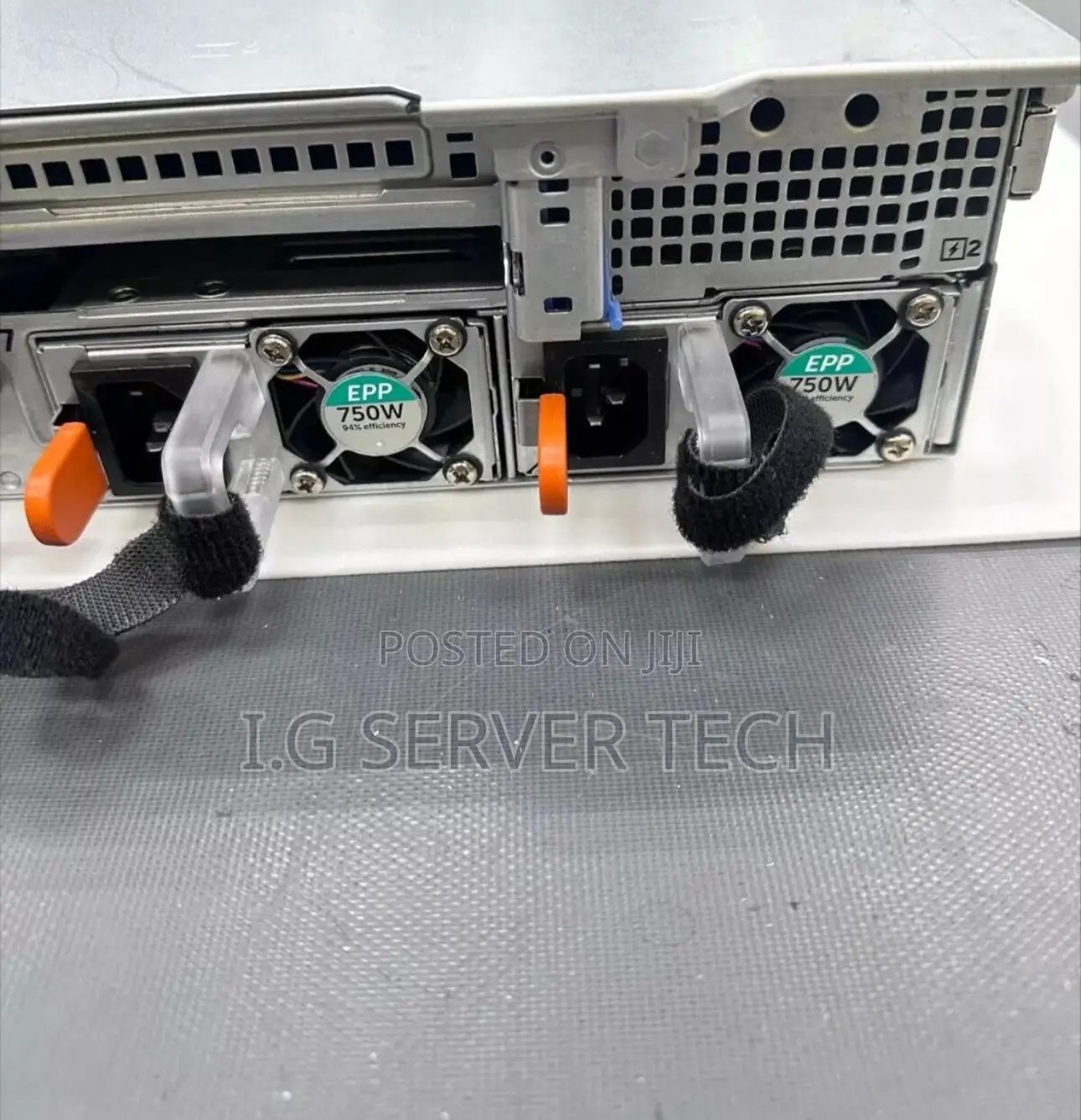 Server Dell PowerEdge R730 32GB Intel Xeon SSD 1T