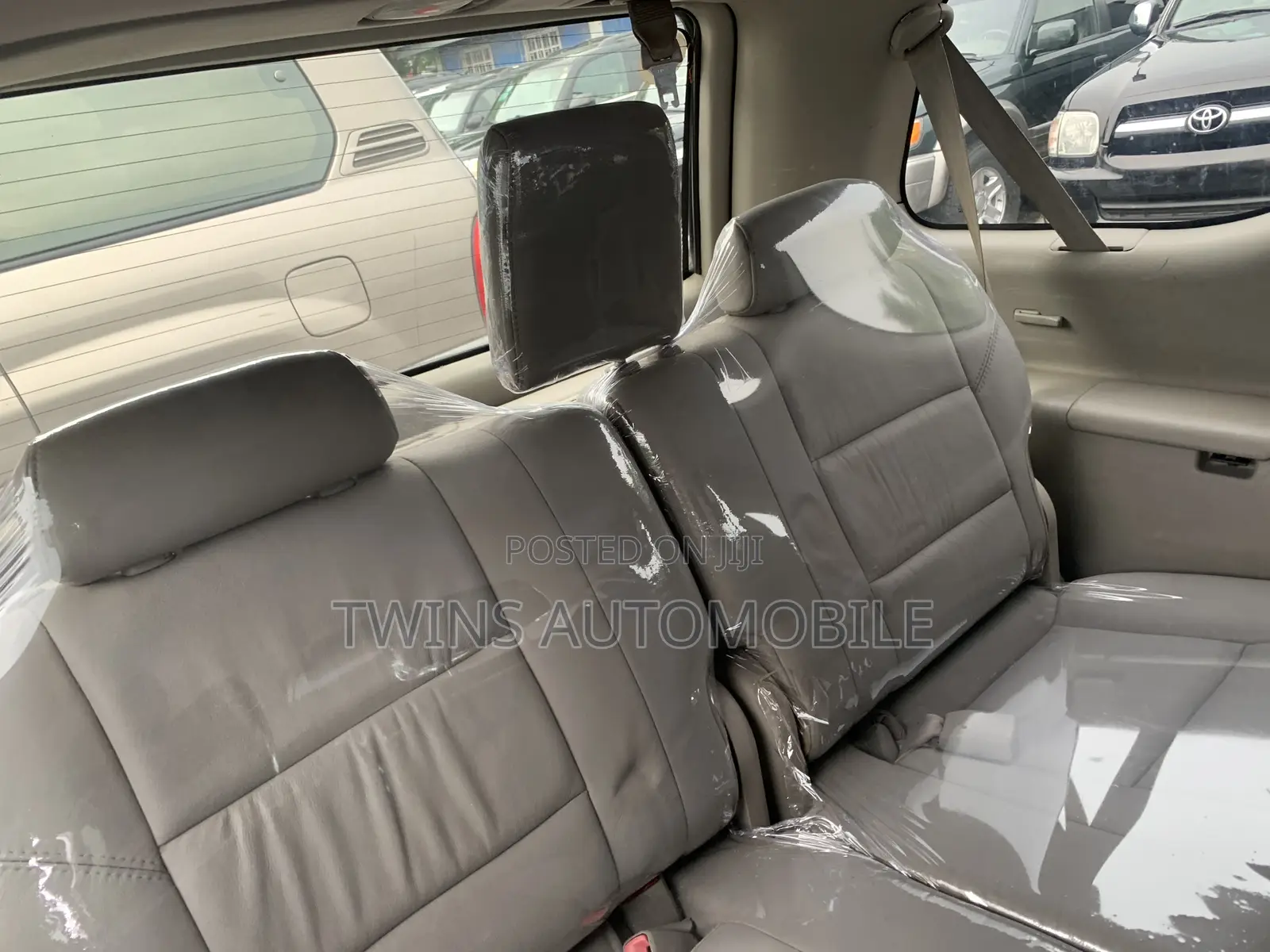 Toyota Sequoia 2007 Silver