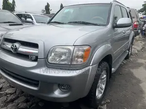 Toyota Sequoia 2007 Silver
