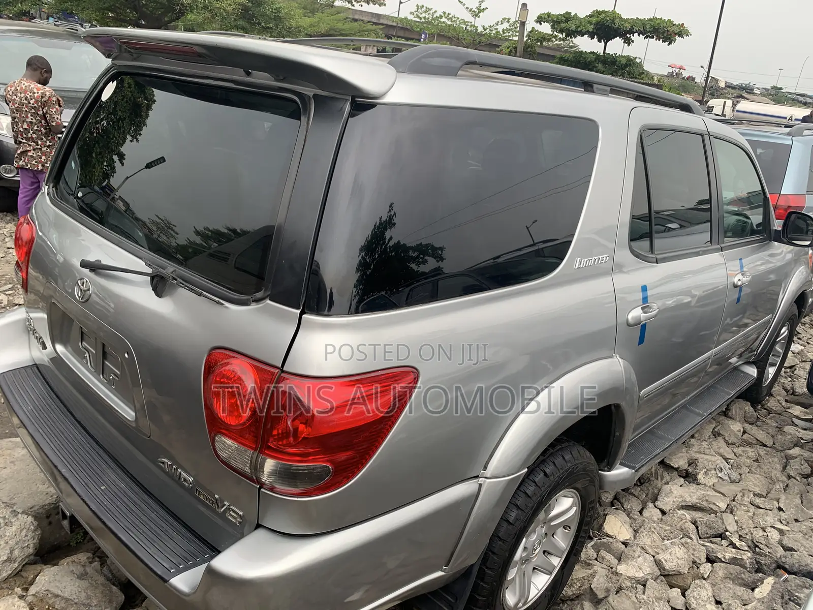 Toyota Sequoia 2007 Silver