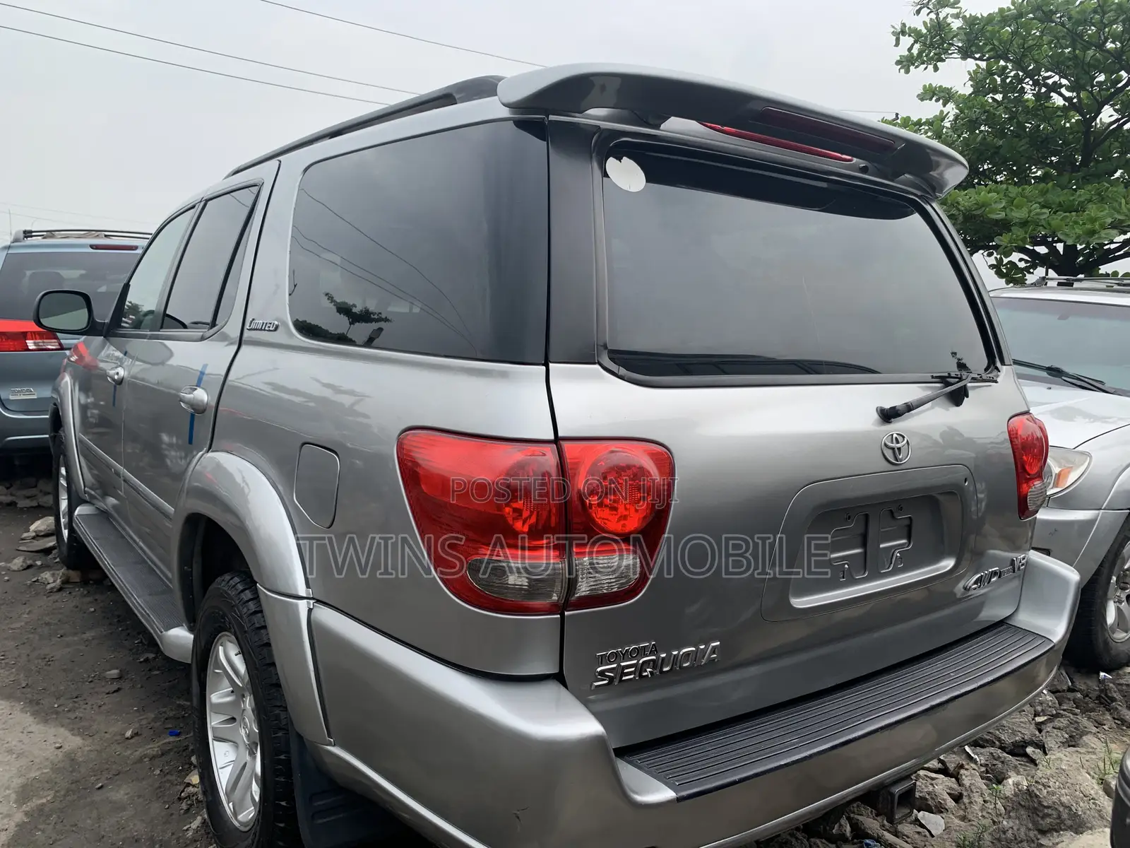 Toyota Sequoia 2007 Silver