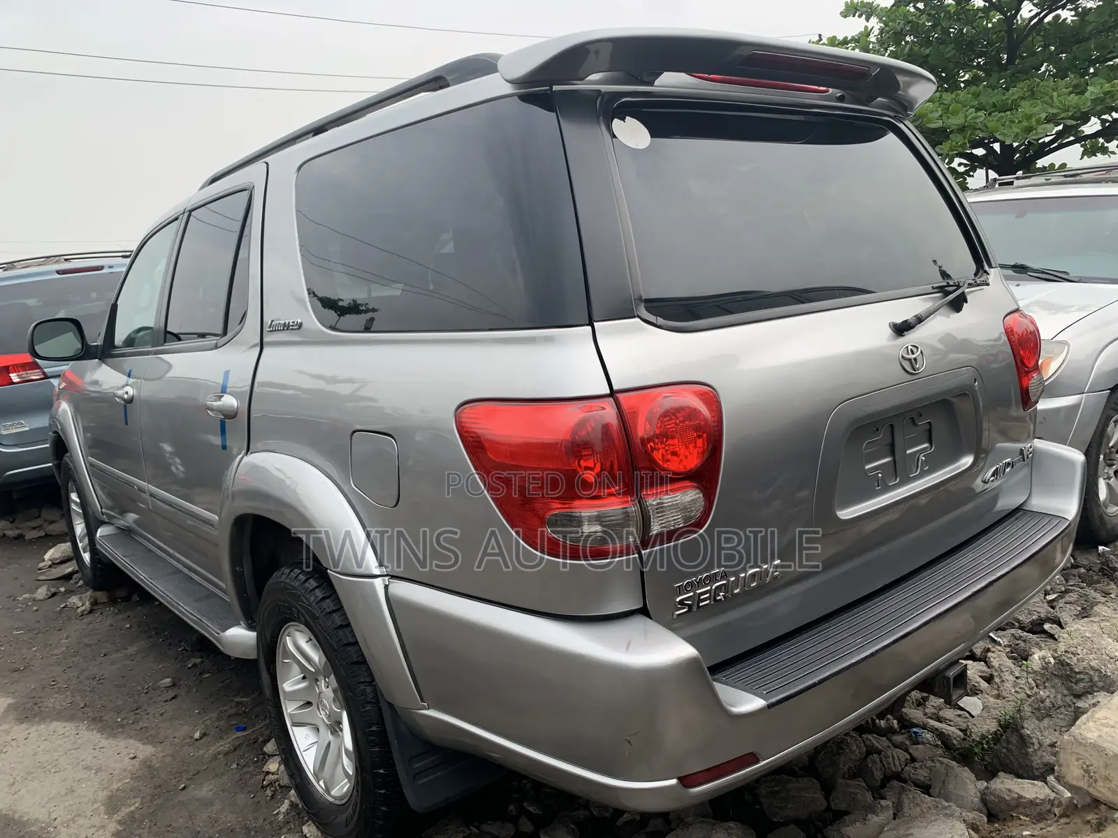 Toyota Sequoia 2007 Silver