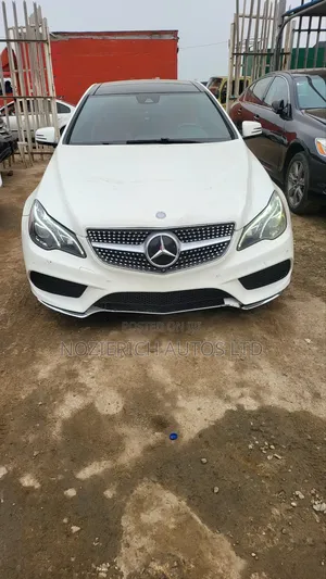 Mercedes-Benz E350 Base 4Matic Coupe AWD (3.5L 6cyl 7A) 2014 White