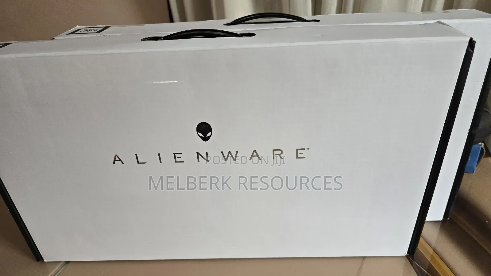 New Laptop Alienware M16 R2 32GB Intel Core Ultra 7 SSD 1T