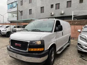 GMC Savana 2021 White