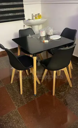 4 Simple Sitting Options Dining