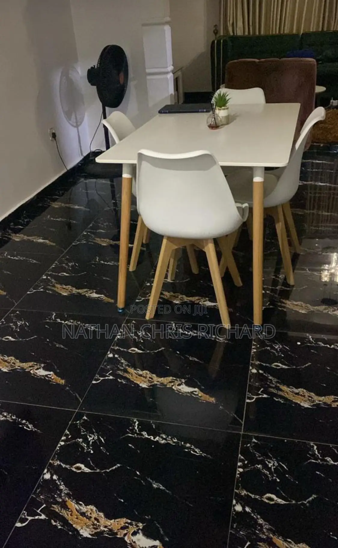 Simple Set Out Dining Luxury Sticks