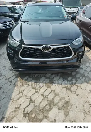 Toyota Highlander XLE AWD 2023 Black