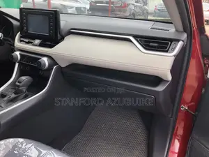 Toyota RAV4 2020 Red