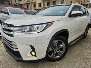 Toyota Highlander Limited Platinum 4x2 V6 (3.5L 6cyl 8A) 2018 White