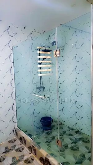 Toilet Cubicle With Plain Glass