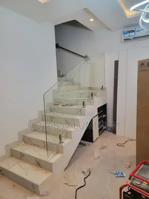 Front Handrail